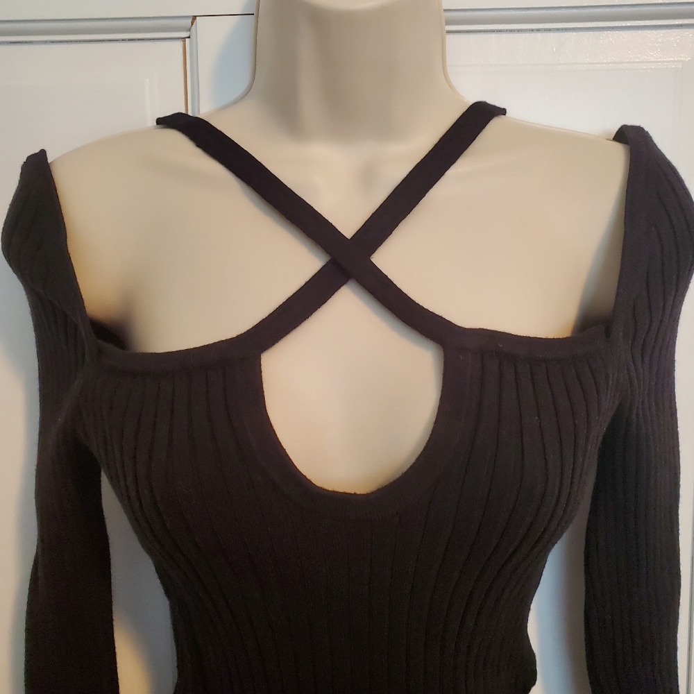 Astr The Label Black Ribbed Cross-Strap Ribbed Sweater - Picture 6 of 8